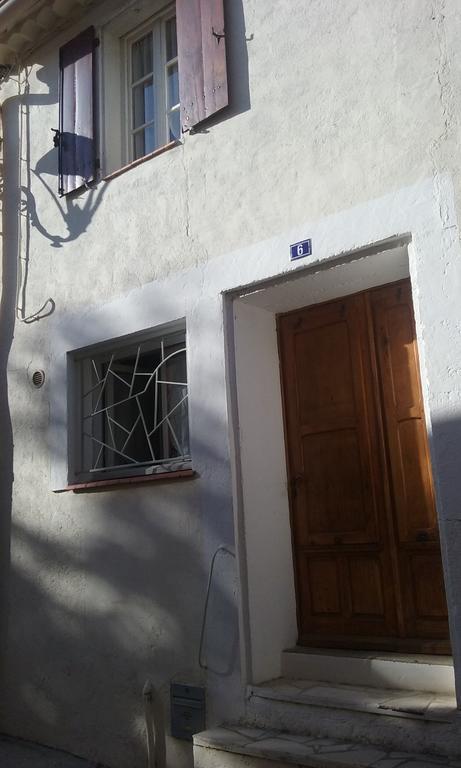 Le Gite Des Remparts Villa Ginestas Eksteriør billede