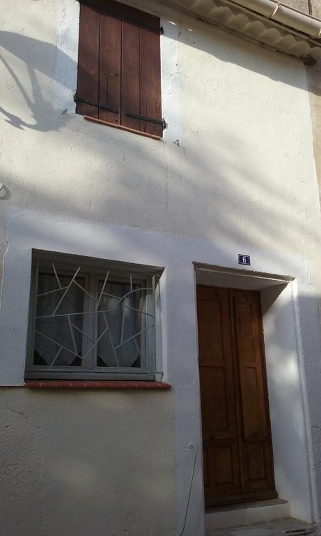Le Gite Des Remparts Villa Ginestas Eksteriør billede
